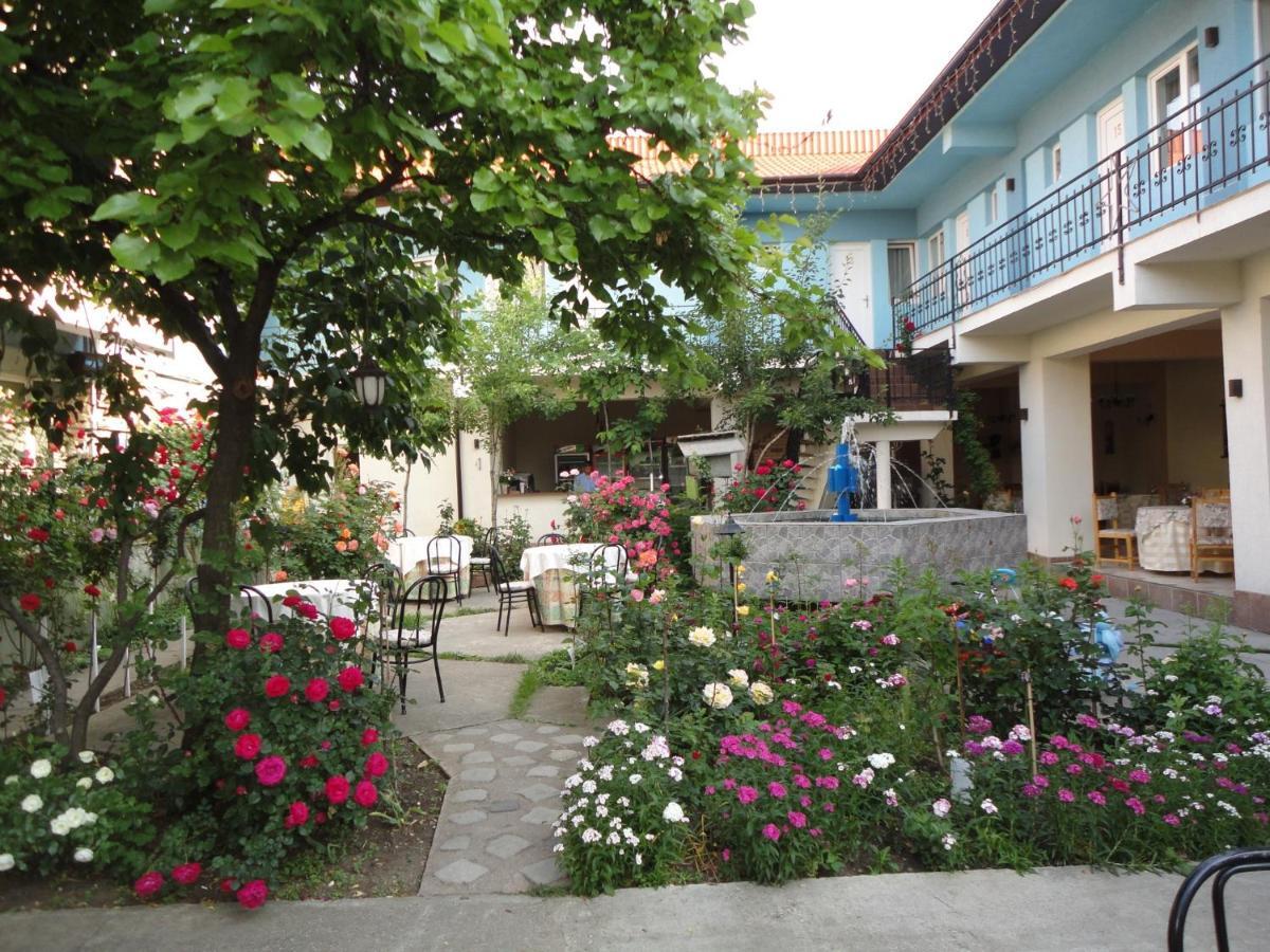Hostel Tropical Drobeta Turnu Severin Exteriér fotografie